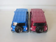 FordBronco2021sIMG 8897new.jpg (88 KB) 2022 1-100 blue version vs 2021 1-100 maroon version