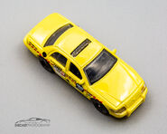 GPJ12 - 2006 Ford Crown Victoria Taxi-1-2