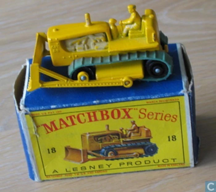 MATCHBOX N°8C CATERPILLAR TRACTOR 1961 Matchbox Bulldozer In