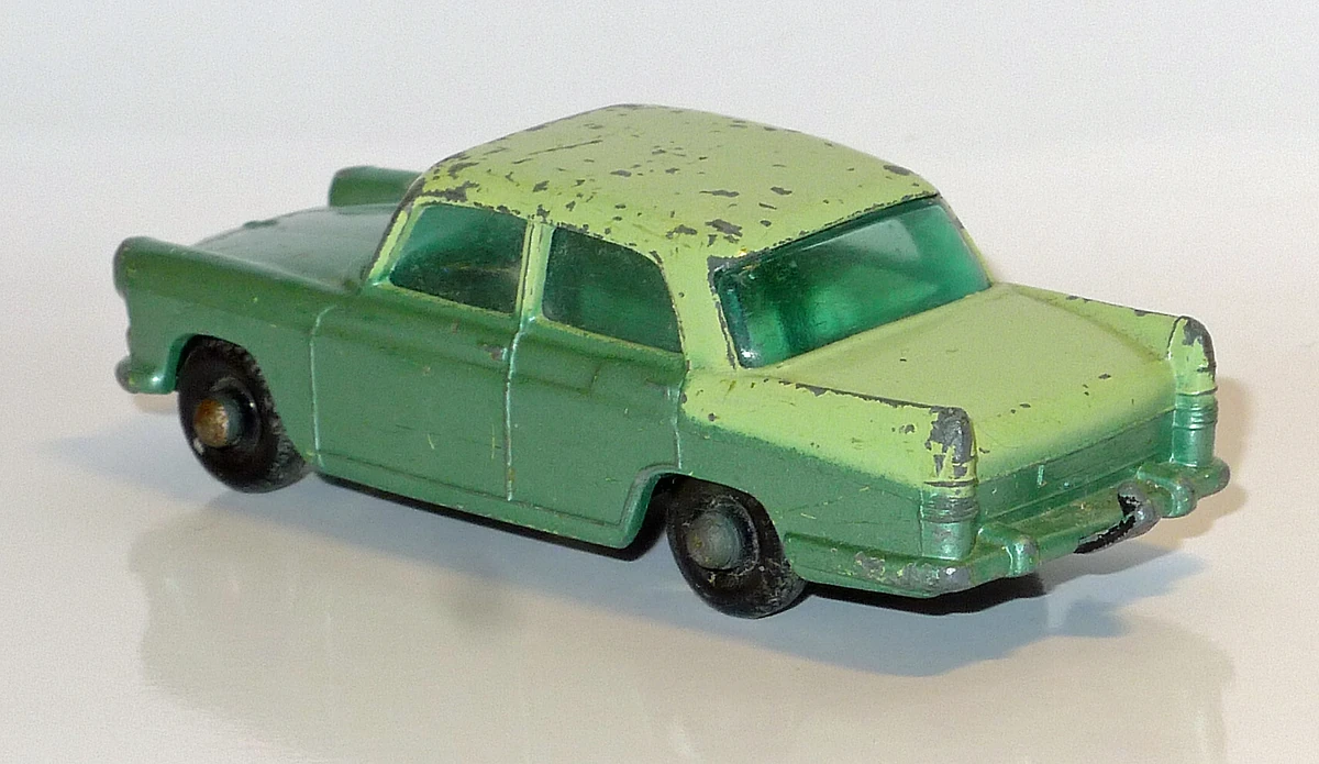 Lesney Matchbox N° 29 Austin A55 Cambridge 2 tons de vert