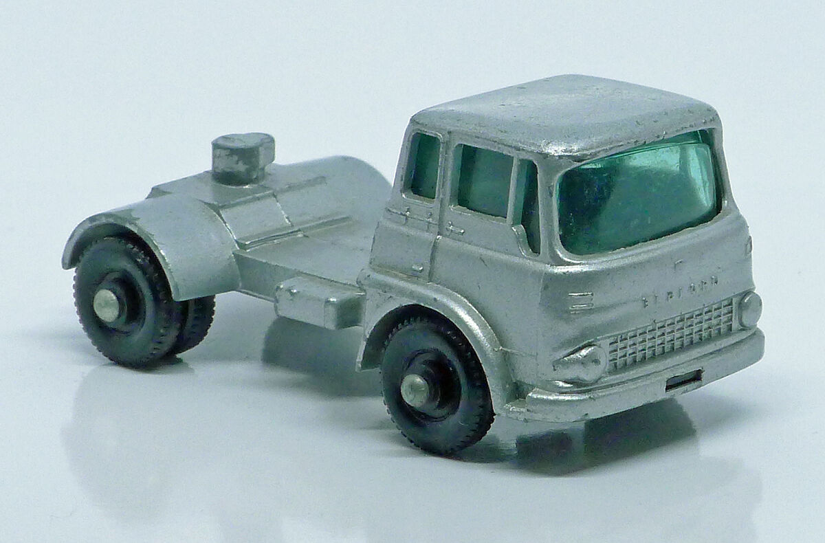 Bedford Tractor & York Freightmaster Trailer (M-2) | Matchbox Cars