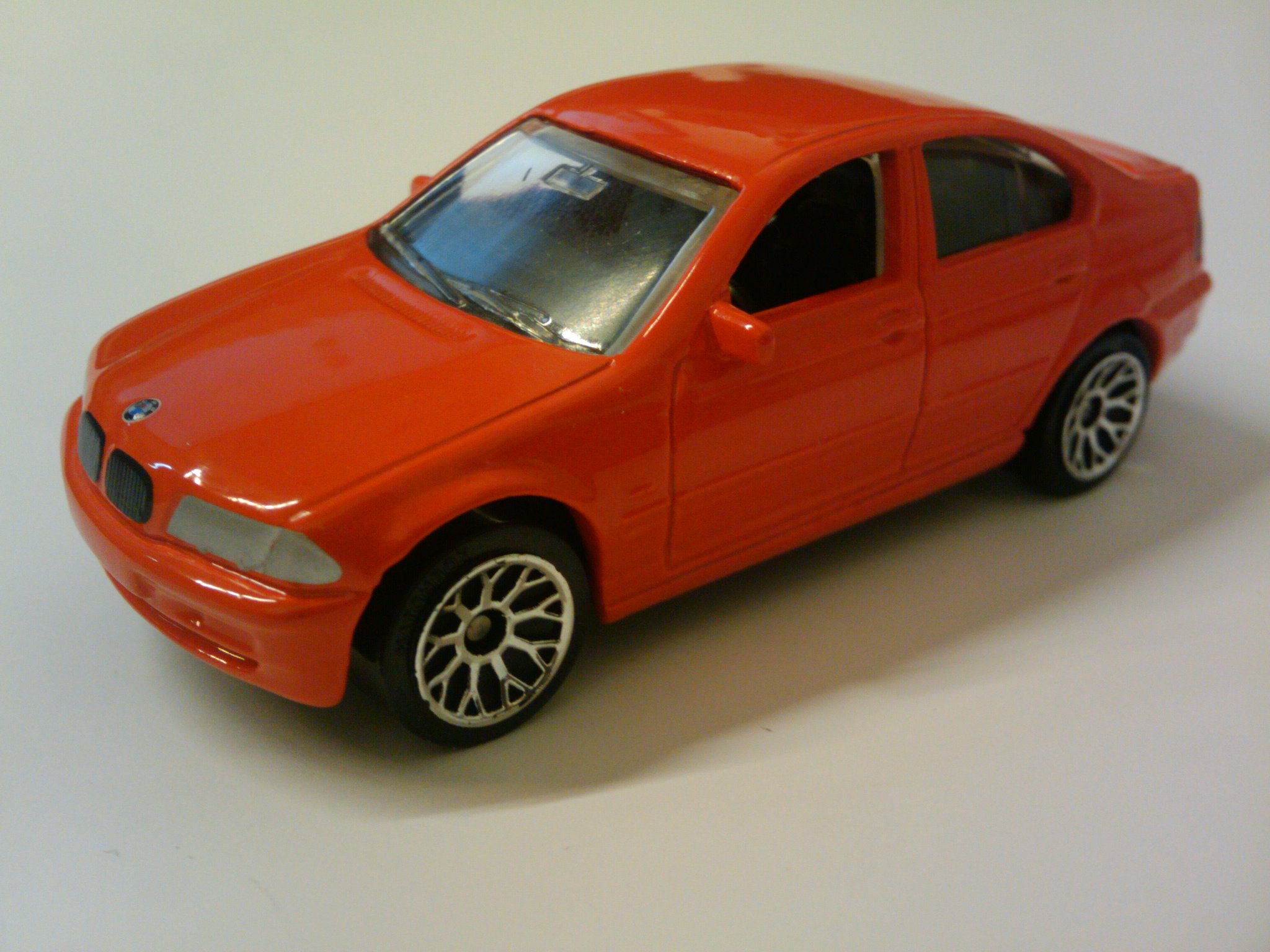 マッチボックス MATCHBOX BMW 3er Limousine 3 Series Saloon 328i E46 マッチボックス ミニカー  ミニチュアカー - 自動車