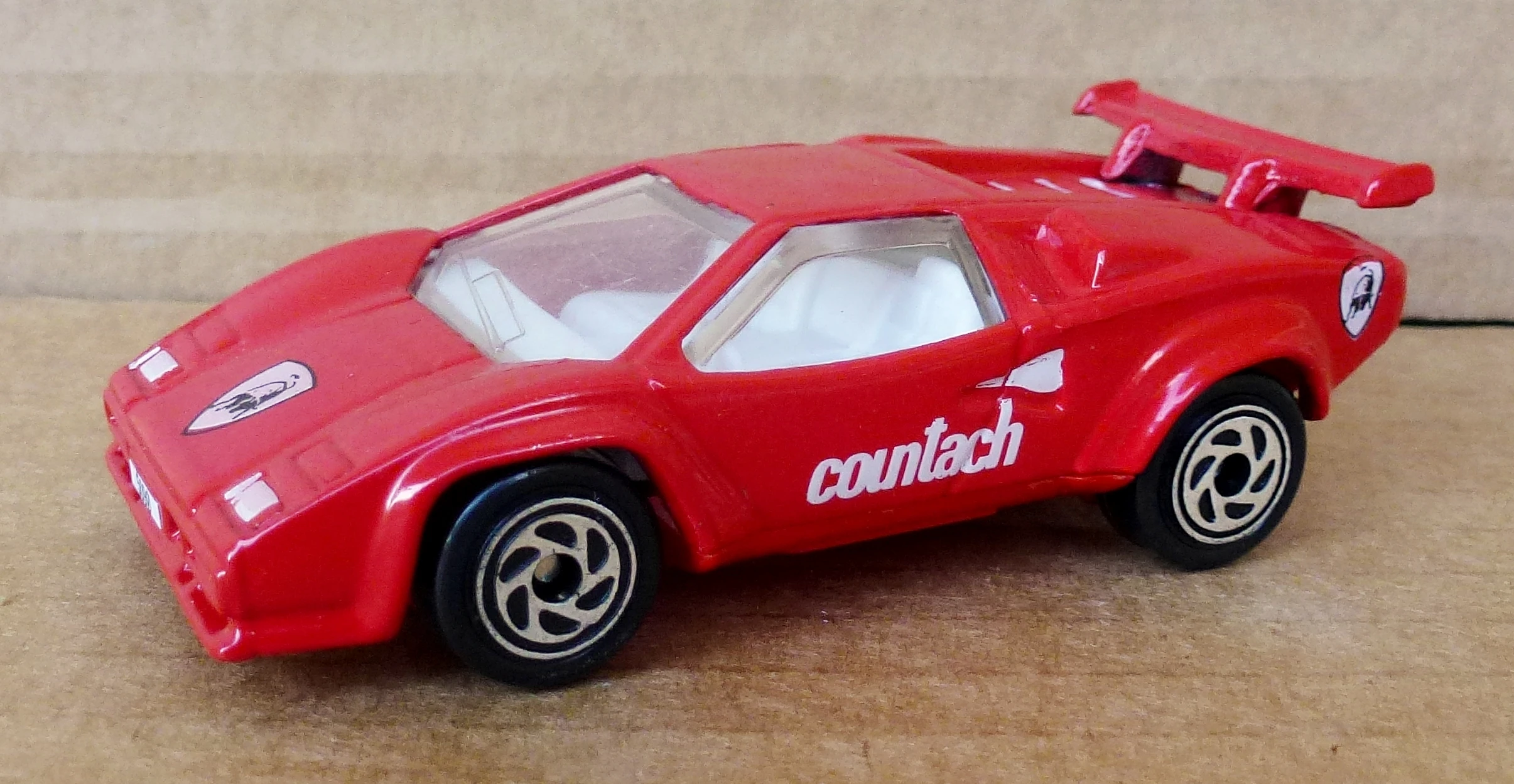 Lamborghini Countach LP500S | Matchbox 