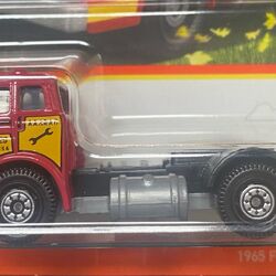 Matchbox 18 wheeler new arrivals