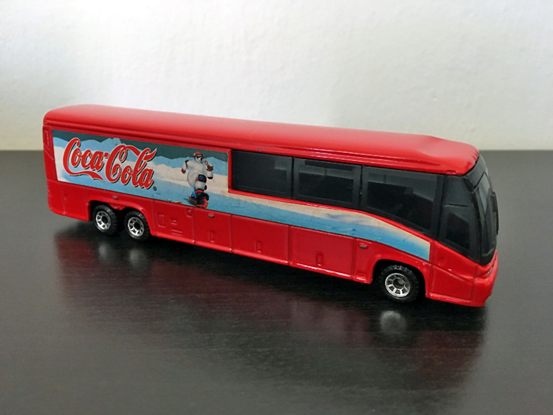 Matchbox Walt Disney World Big Movers Bus Theme Park Edition 2000 NEW