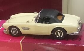 Minichamps 1:43 BMW 507 Roadster year 1957 white 940022510