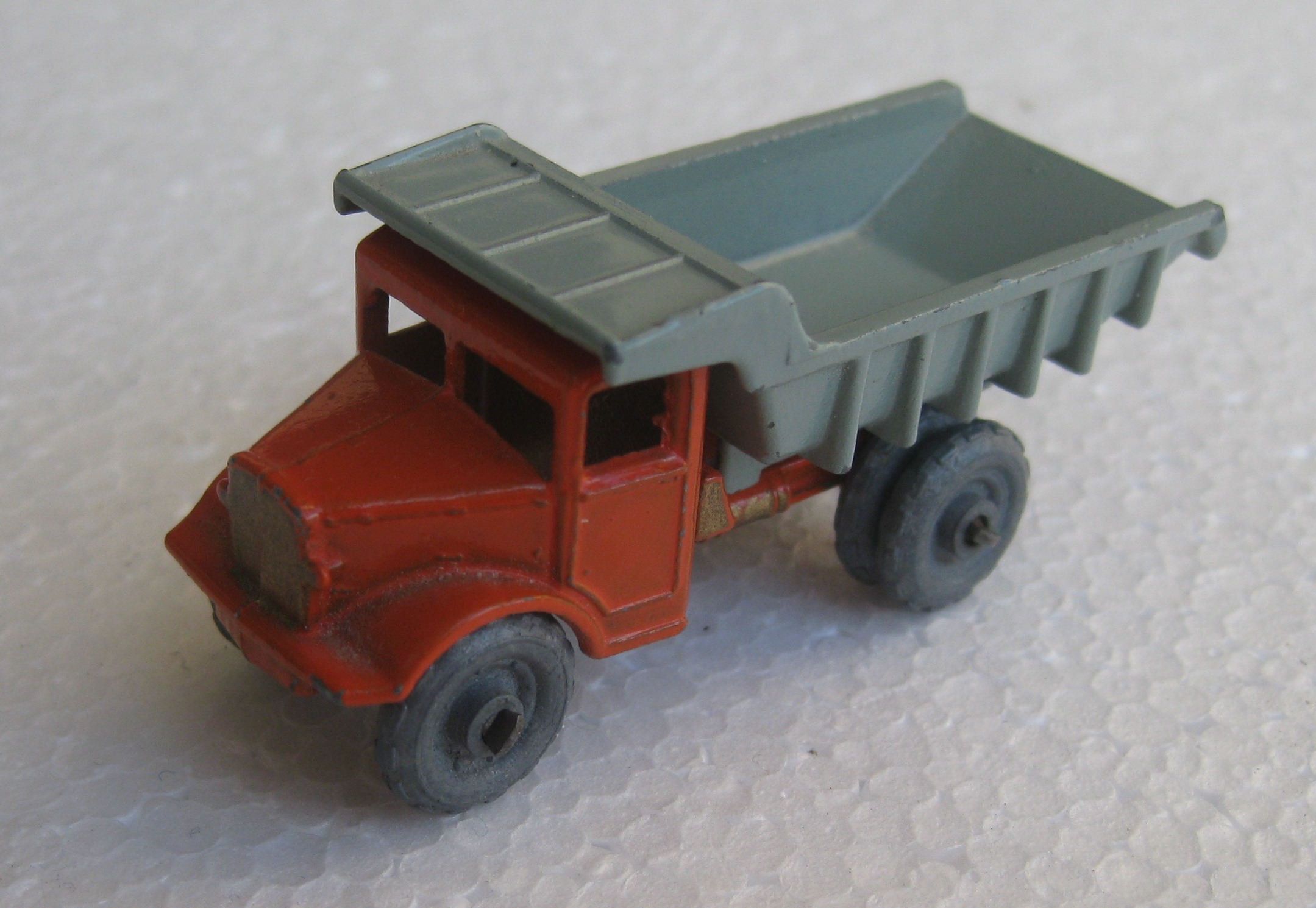 ミニカー MATCHBOX SERIES no6 EUCLID QUARRY TRUCK Vintage Lesney Matchbox Series #6 Euclid Quarry Truck With