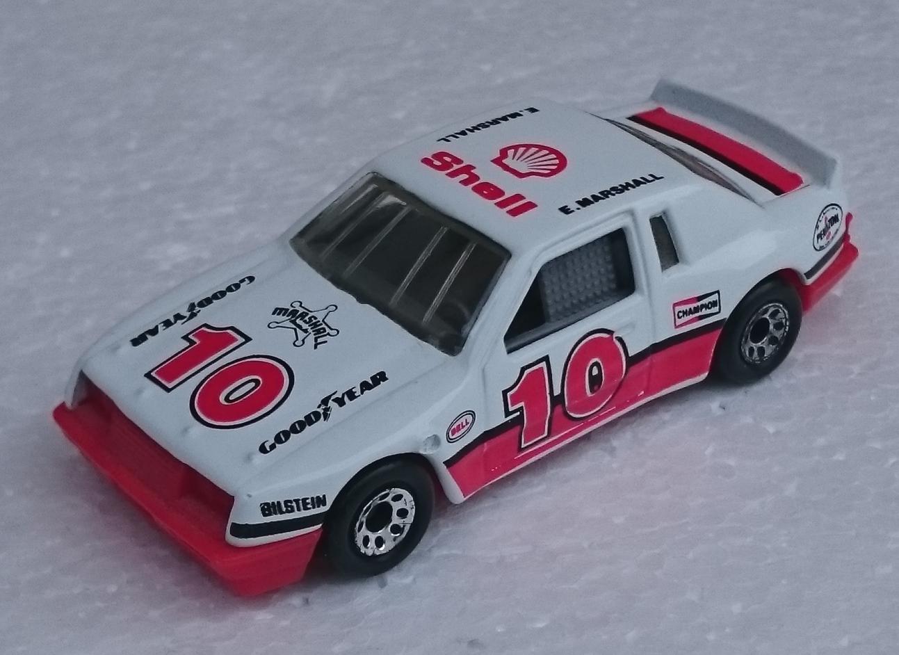 Matchbox buick lesabre 1987 deals
