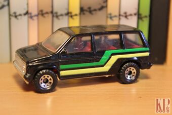 matchbox 1984 dodge caravan
