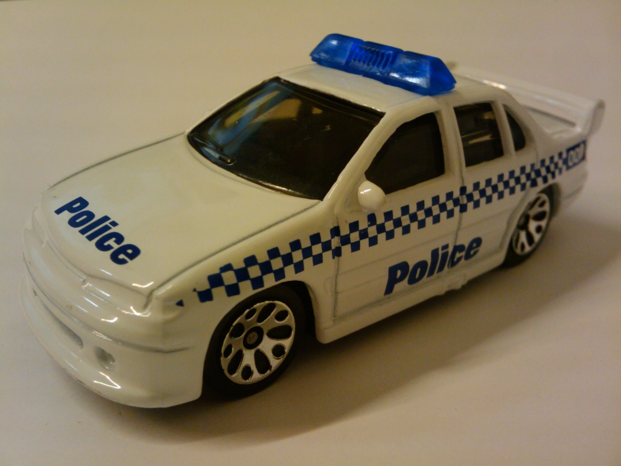 1996 Ford Falcon Police | Matchbox Cars Wiki | Fandom