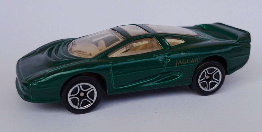 Jaguar XJ220 Matchbox Cars Wiki Fandom