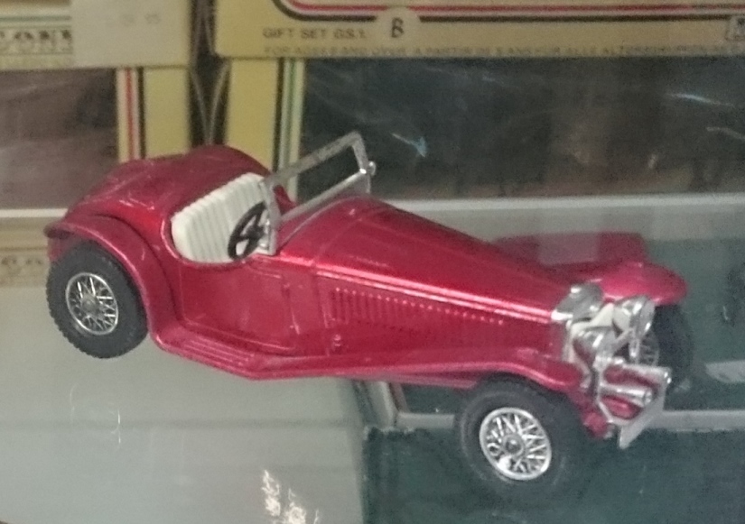 Matchbox Models of yesteryear Y-3 1934Riley MPH in Metallic Pinky red 