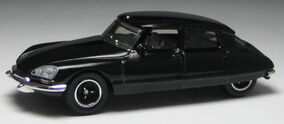 68 citreon black