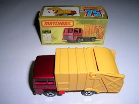 Refuse Truck (1981)