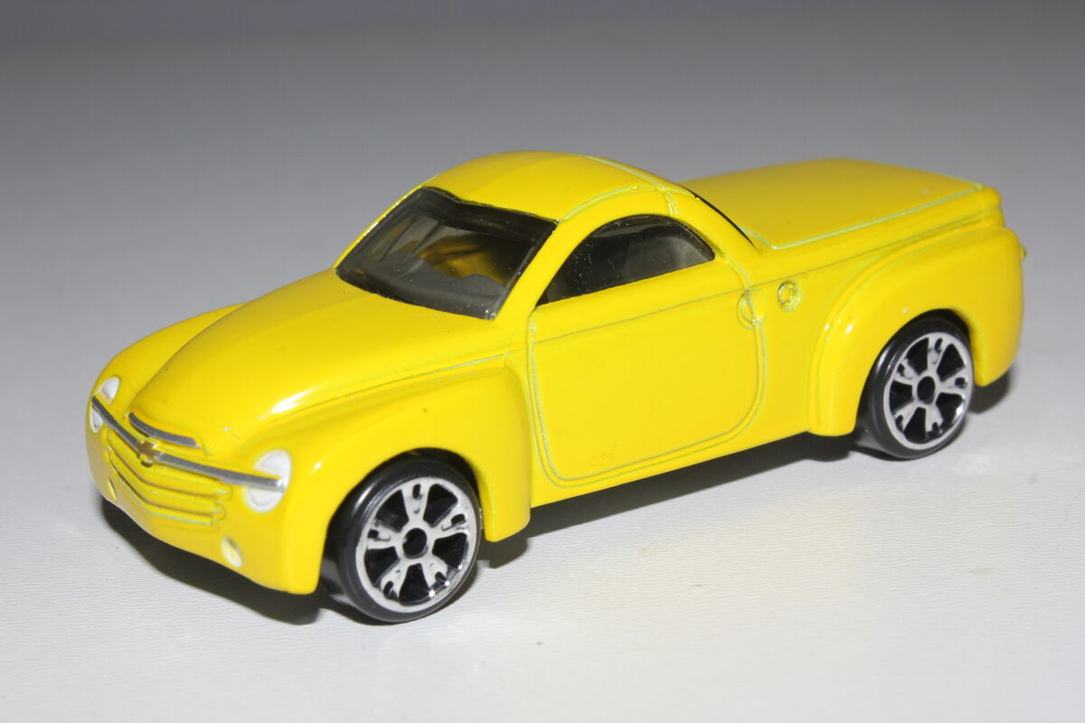 ミニカー Chevrolet SSR Concept 2000 Chevrolet SSR Concept | Maisto Diecast Wiki | Fandom