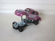 '72 Vokswagen Beetle Dragster - 2022 Moving Parts series purple version
