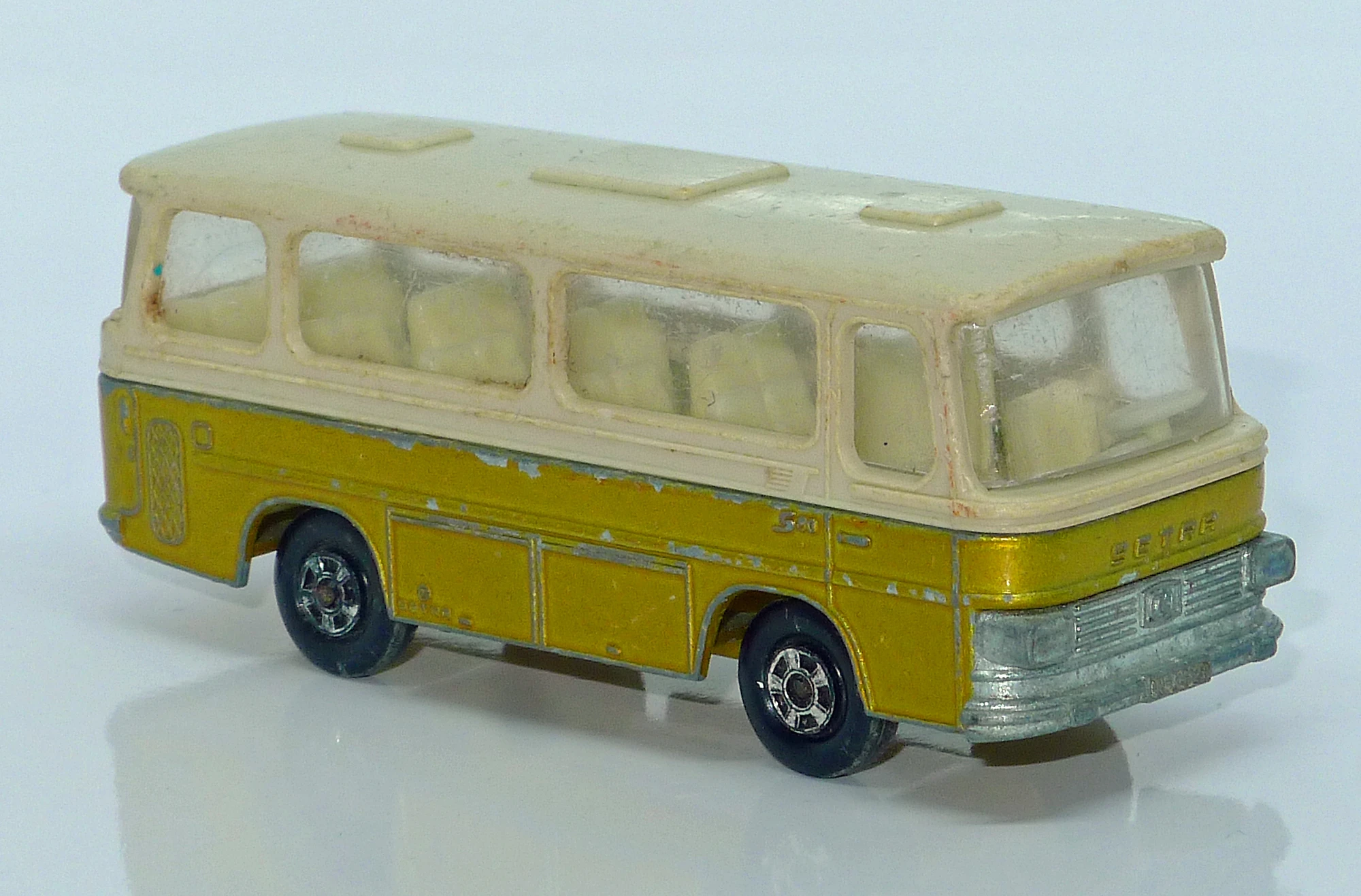 エリザベスコーチミニカー　1970年代 Setra Coach | Matchbox Cars Wiki | Fandom
