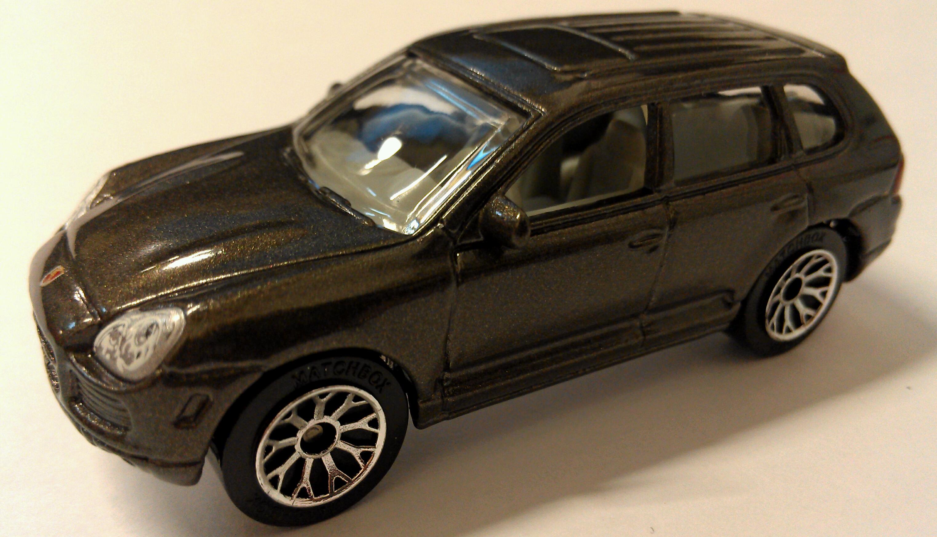 2005 Matchbox  Porsche Cayenne Gray Turbo HIGHLY DETAILED ADULT COLLECTOR 