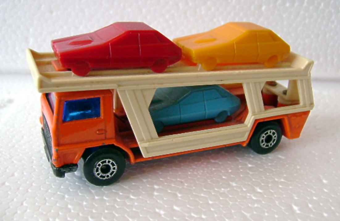 Matchbox no 11 car transporter 1976 on sale