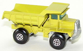 matchbox series no 28 mack dump truck