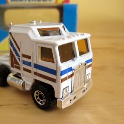 Matchbox 18 wheeler shop