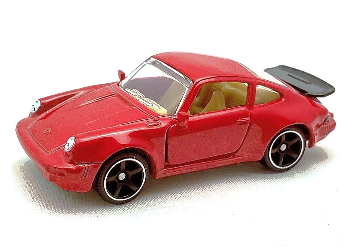 red Matchbox Moving Parts 80 Porsche 911 Turbo red Matchbox Moving Parts 80 Porsche 911 Turbo
