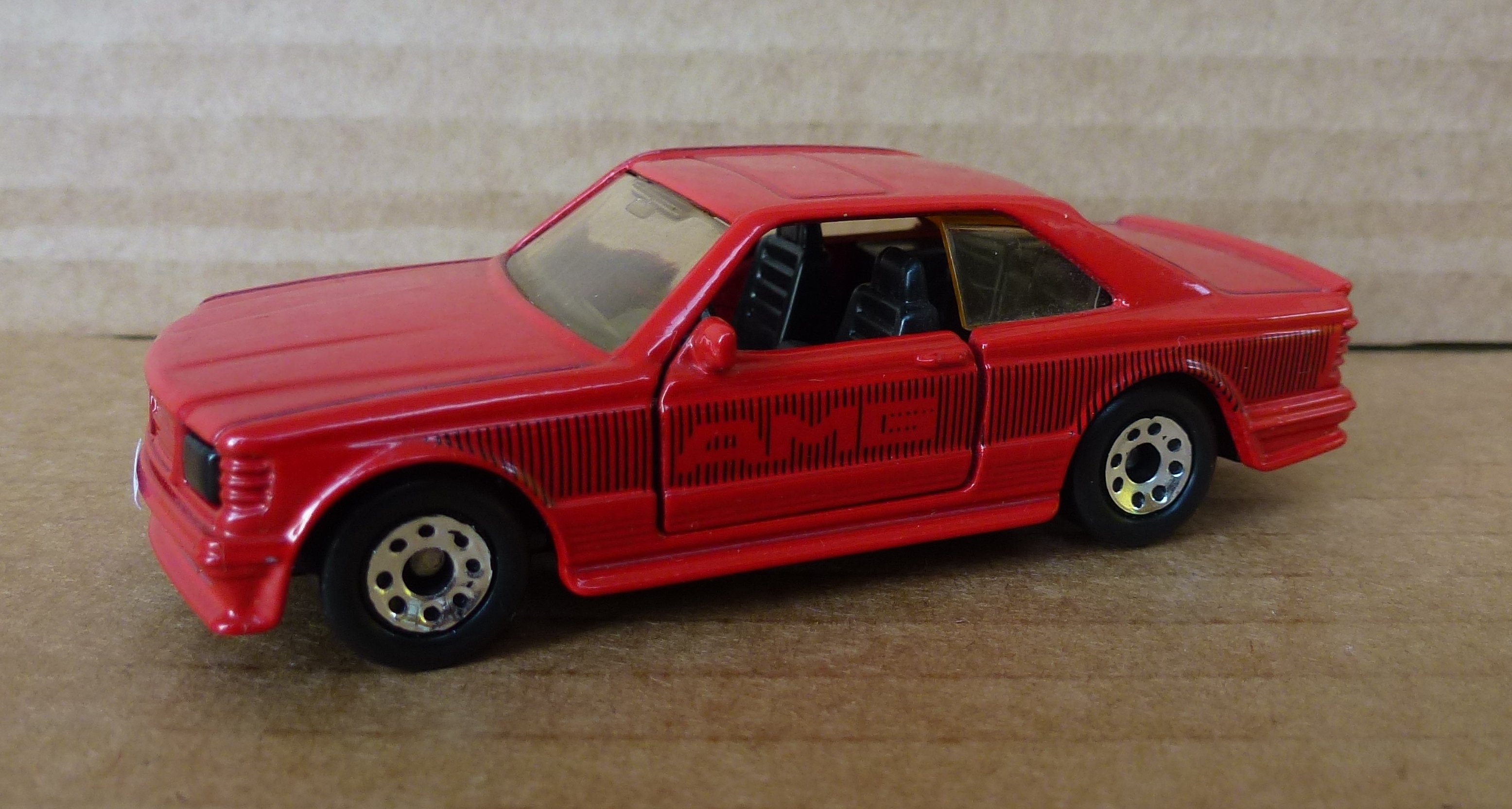 Matchbox mercedes 500 sec outlet