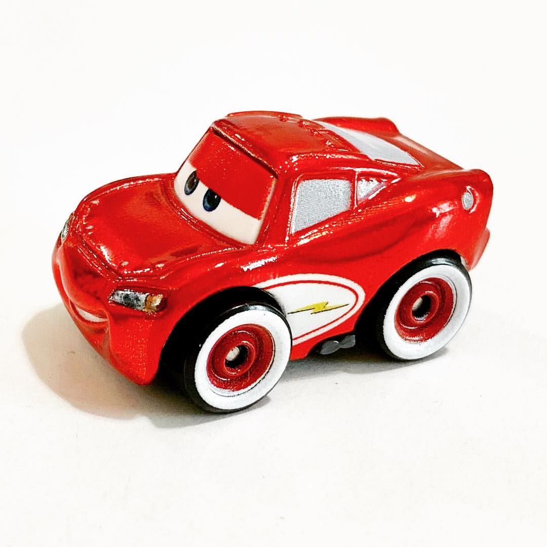 Mini Racers Cruisin' Lightning McQueen Pixar Cars Diecasts Wiki Fandom