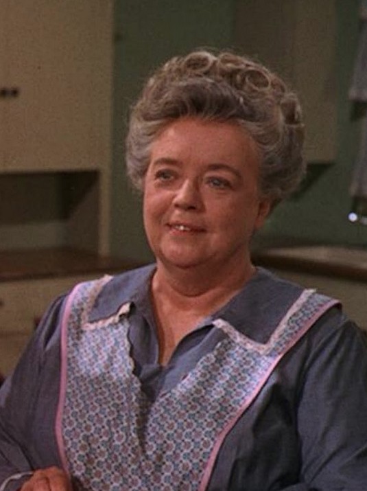 Aunt Bee Taylor Mayberry Wiki Fandom