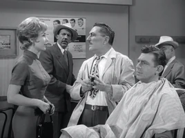 S2E16 - The Manicurist