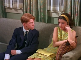 S8E1 Opie's First Love