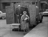 BeesMedicineMan.jpg (155 KB)