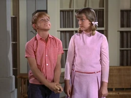 S7E1 Opies Girlfriend