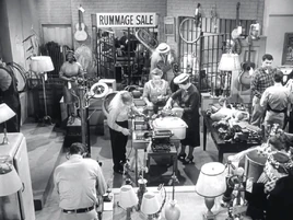 S1E28 - Rummage Sale
