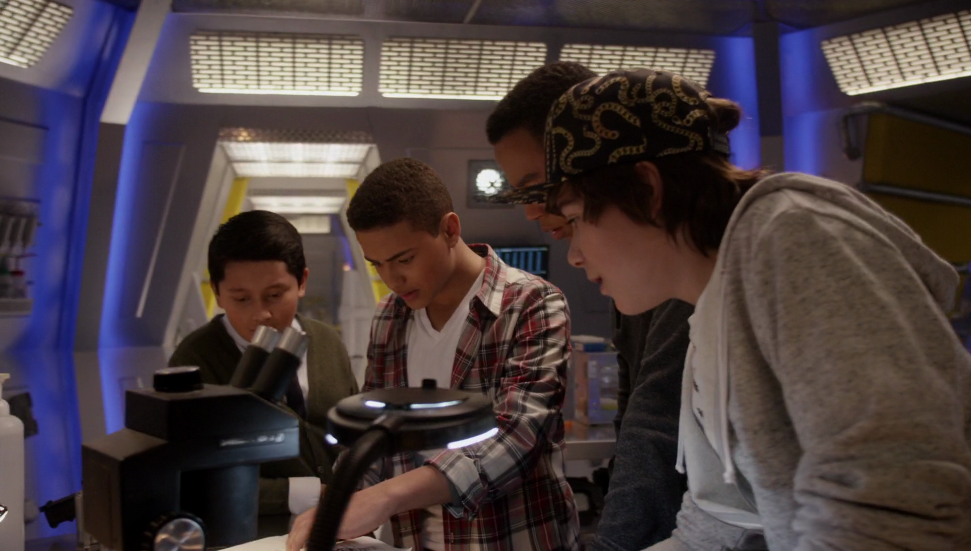 mech x4 season 2 episode 6 mech x4 season 2 episode 6
