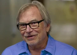 Newsmachine-hardyfox