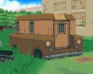 The Support Car before being repaired by Roll