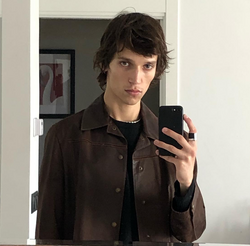 Eliseunew.png