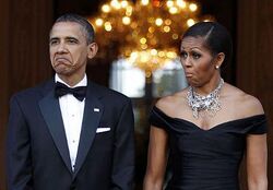 400px-Funny-barack-michelle-obama-face.jpg