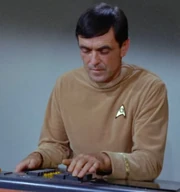 Scott beamt die Logbuchboje der Valiant an Bord.