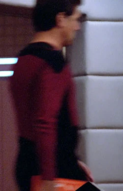 On the bridge Played by an unknown actor (TNG: "The Battle")