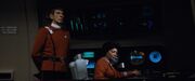 Spock und Uhura beim Kobayashi-Maru-Test