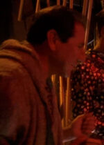 Bajoran DS9 resident 3, 2372