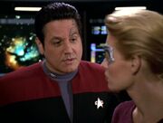 Chakotay rät Seven mit den Borgkindern nicht zu streng zu sein