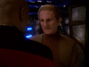 Odo reports his findings to Sisko