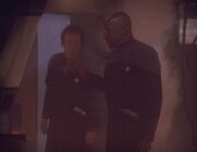 Sisko und O'Brien verlassen die Defiant