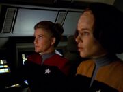 Janeway und Torres im shuttle