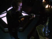 O'Brien bereitet sich auf den Kampf mit Garak vor