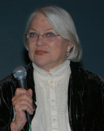 Louise Fletcher Memory Alpha Fandom Bruce davison presents louise fletcher with the 2015 mary pickford award. louise fletcher memory alpha fandom