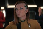 Lt. Cmdr. Detmer in einer funktionsgoldenen Uniform